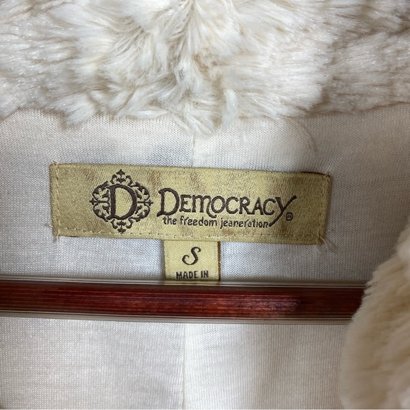 Democracy Faux Fur Draped Vest Cardigan Size S - Picture 6 of 8